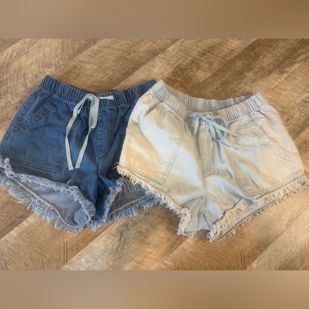 Unknown brand, 2 pair medium shorts, elastic/tie waist comfy shorts denim look